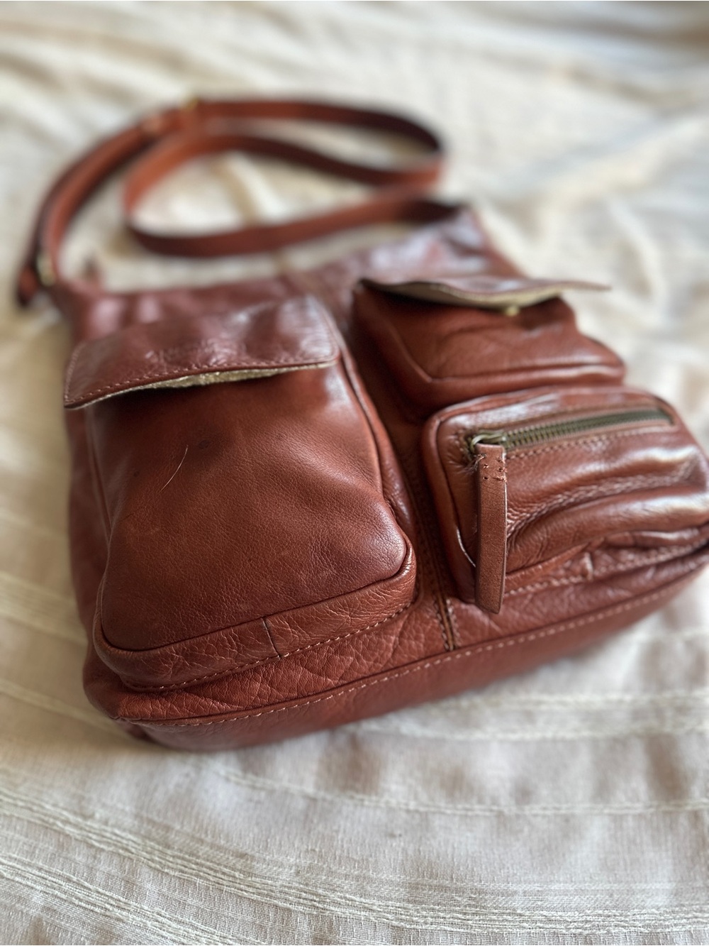American Leather Co. Jordan 4-Pocket Messenger Crossbody Bag | Brandy
